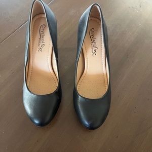 Classified comfort high heels.